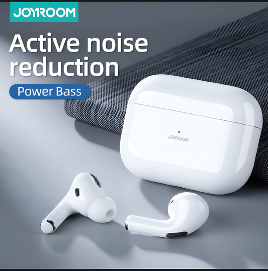 Ultra low letency. White wireless earbuds with charging case, featuring 'Joyroom'active noise reduction. 
